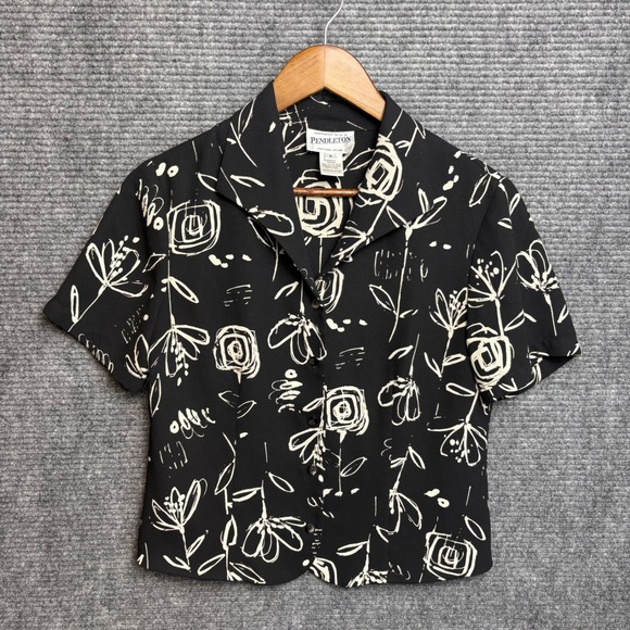 Pendleton Tops - Pendleton Womens Black White Abstract Floral Short Sleeve Button Up Blouse Sz 4